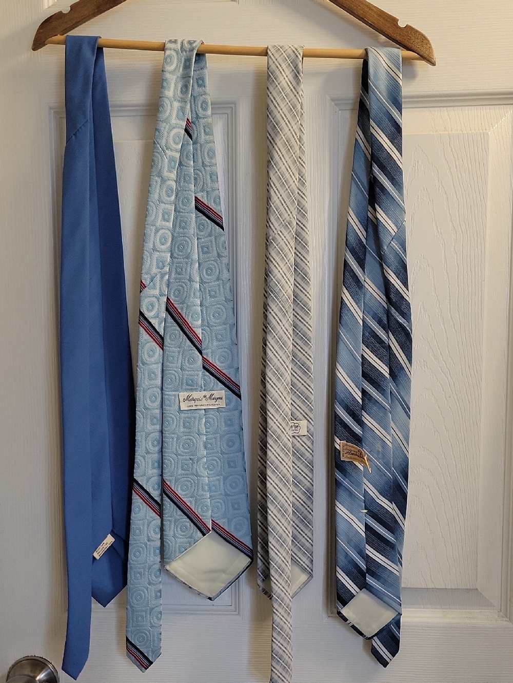 Vintage Mens Ties Various Blue Patterns And Designers. One Made In Korea. - Picture 2 of 6